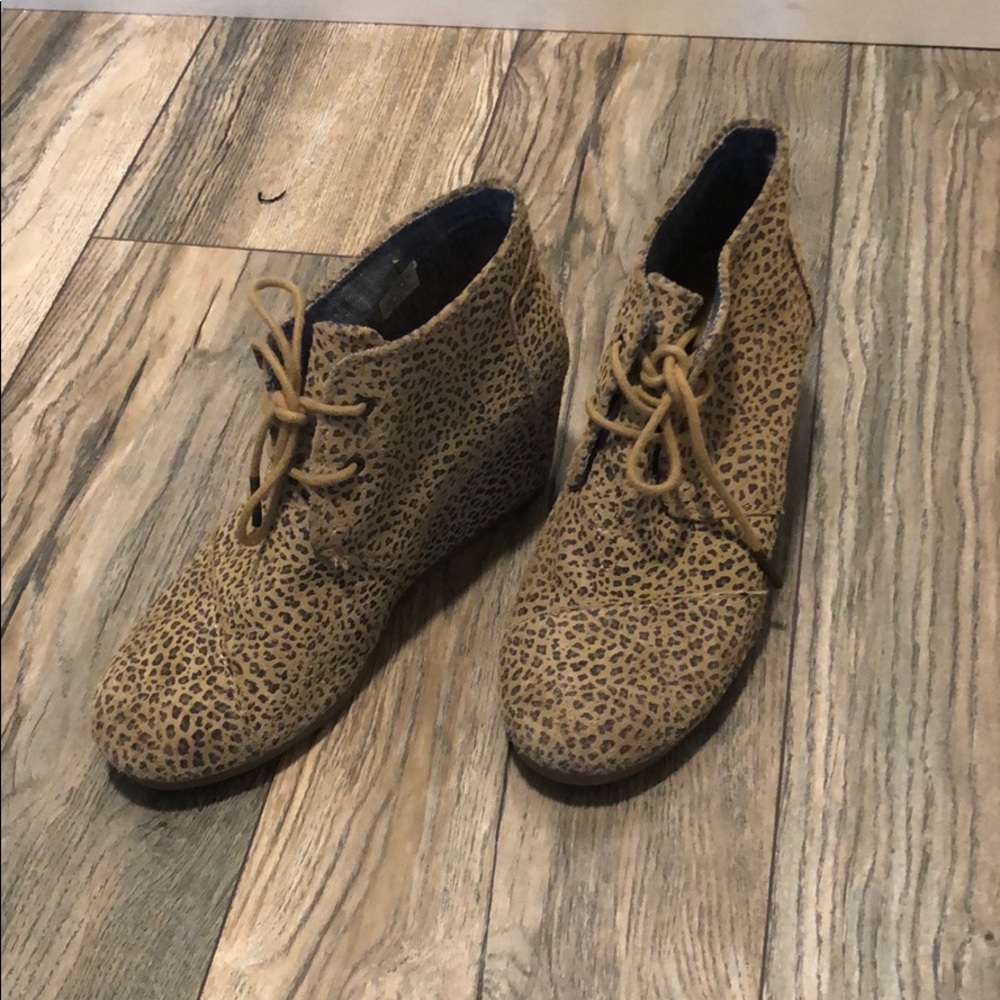 Toms booties